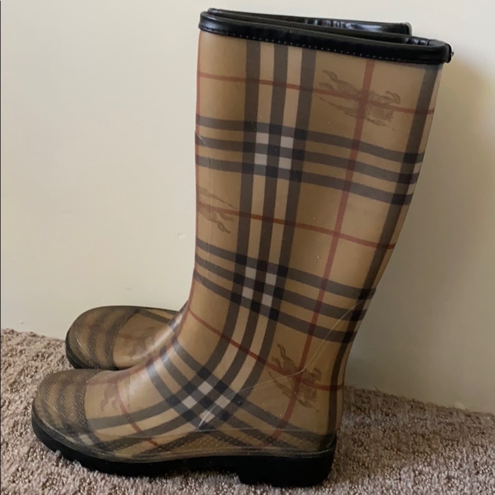 Rain boots